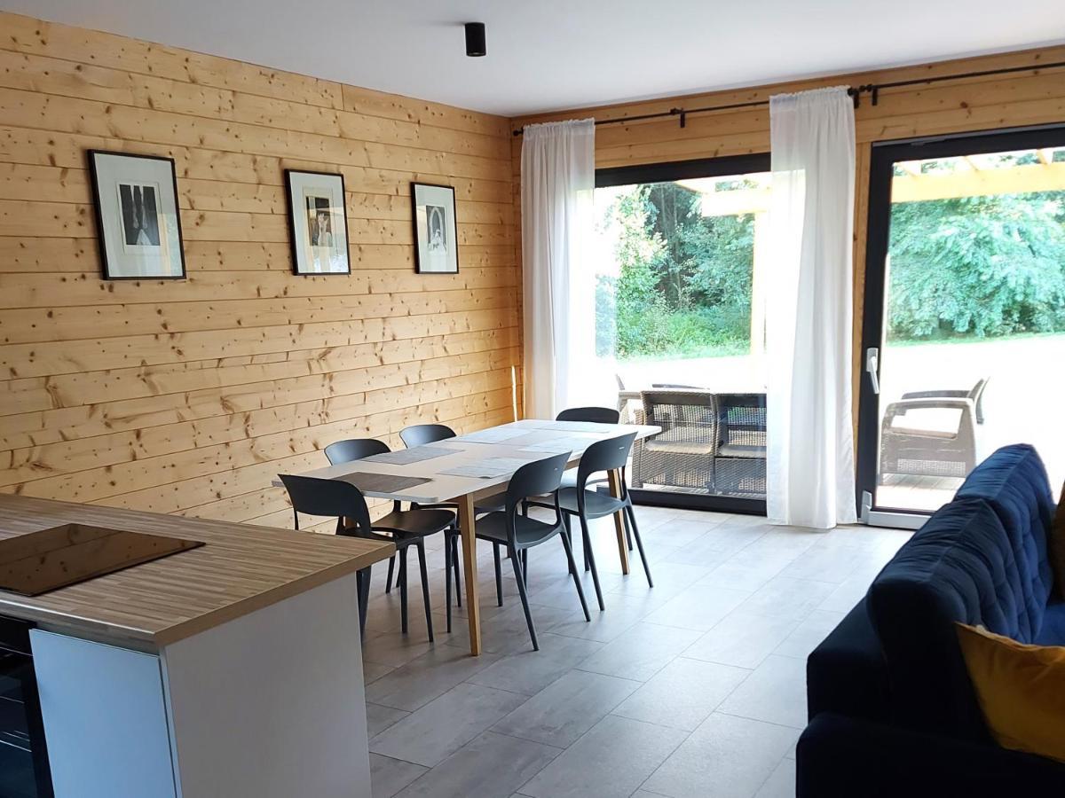 Dom Przy Lesie Vila Wielgie Exterior foto